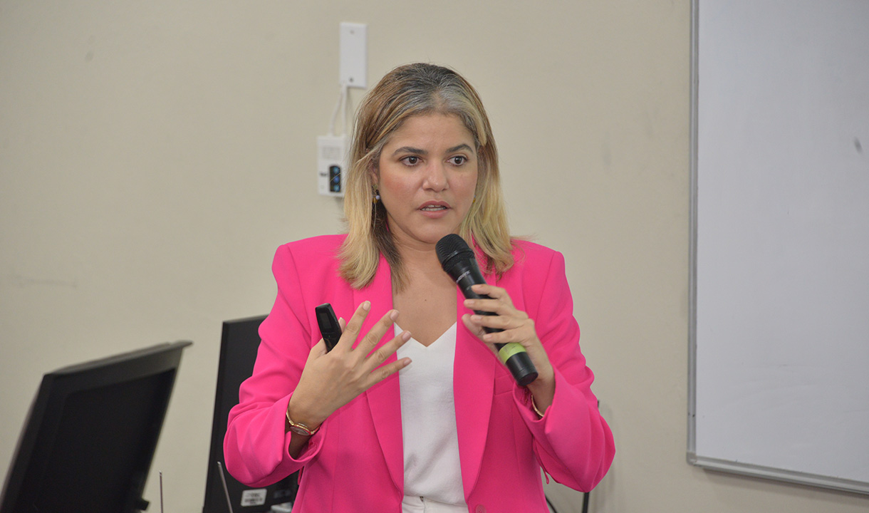 Charla Unlocking Global Potential A Journey to Inspire Students and Entrepreneurs